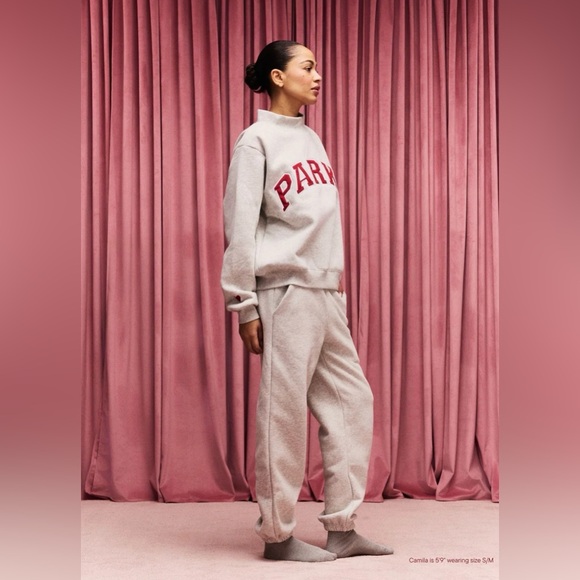 PARKE Valentine's Day Varsity Mockneck
Crimson / Classic Grey - NWT L/XL - Picture 2 of 4